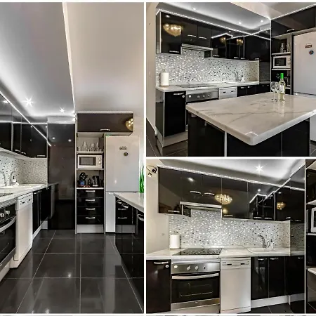 Luxury 2bedroom Sea View 아파트 아데제