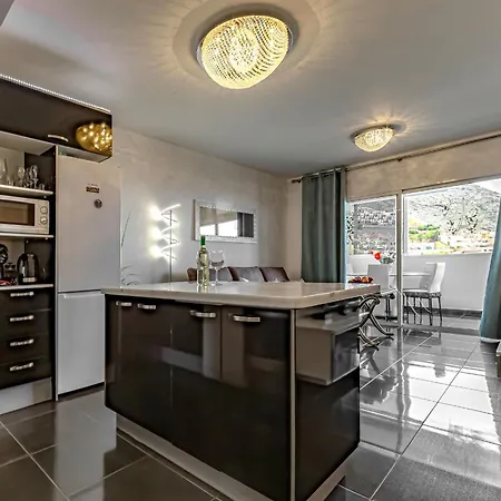 Lägenhet Luxury 2bedroom Sea View