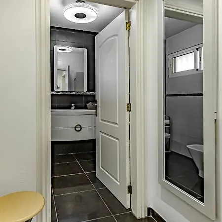 Luxury 2bedroom Sea View アデヘ