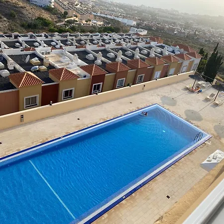 アパート Luxury 2bedroom Sea View アデヘ